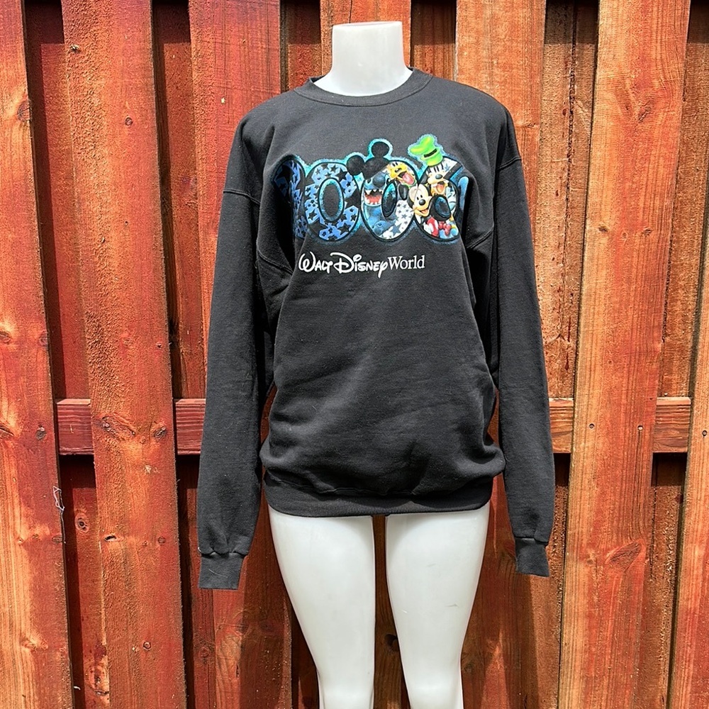 Walt Disney World WDW 100 Years Mickey Friends Black Sweatshirt Medium M